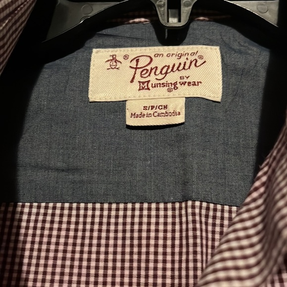 Mens Penguin burgundy checked button down size S - Picture 3 of 4